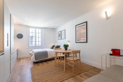 Studio - Unit 304 - Thumbnail 1